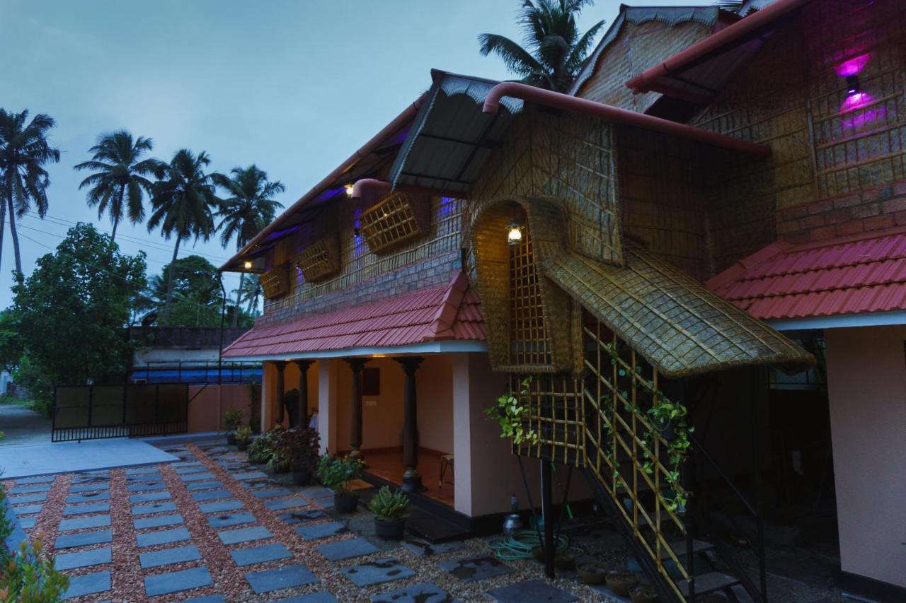 Canalview Private Cottage Azhikkal Ayiram Thengu Panmana Экстерьер фото