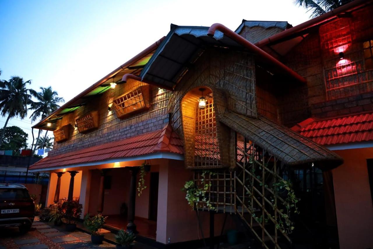 Canalview Private Cottage Azhikkal Ayiram Thengu Panmana Экстерьер фото