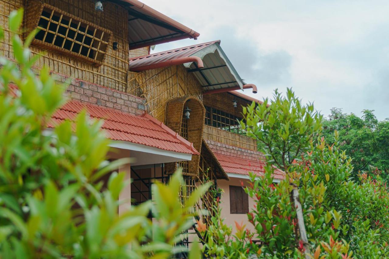 Canalview Private Cottage Azhikkal Ayiram Thengu Panmana Экстерьер фото